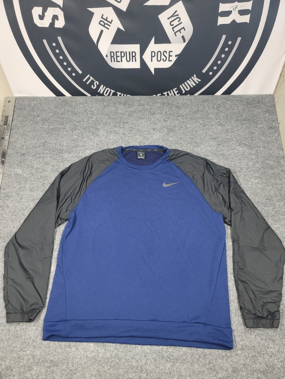 NIKE Dri-Fit Men's Crew Utility Core Long Sleeve Fleece Pullover Size XL